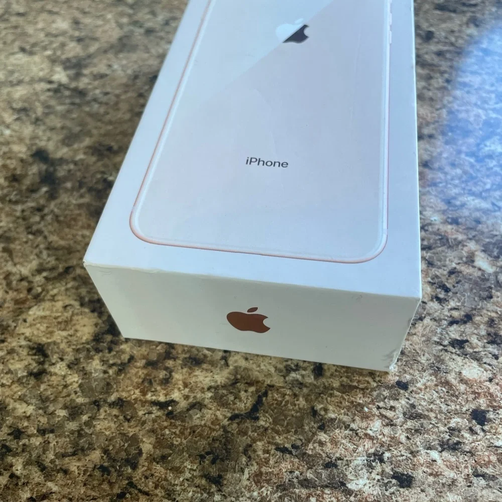 Apple iPhone 8 Plus - Elegant‎ White Finish Empty box